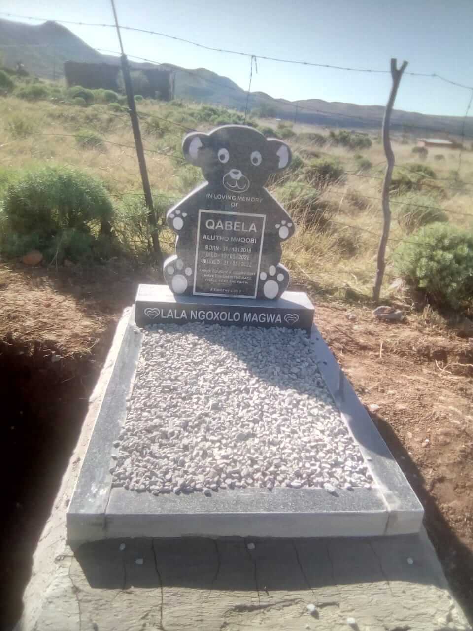 DB2 with kerbs and chips tombstone